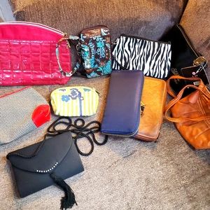 Change Purses Makeup Bags Wallets Wristlet l